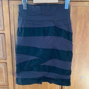 EUC SPRING STREET STRETCH GREY AND BLACK PENCIL SKIRT, small
